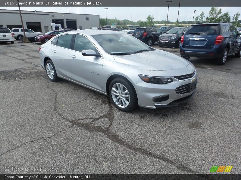 Silver Ice Metallic / Jet Black 2016 Chevrolet Malibu LT