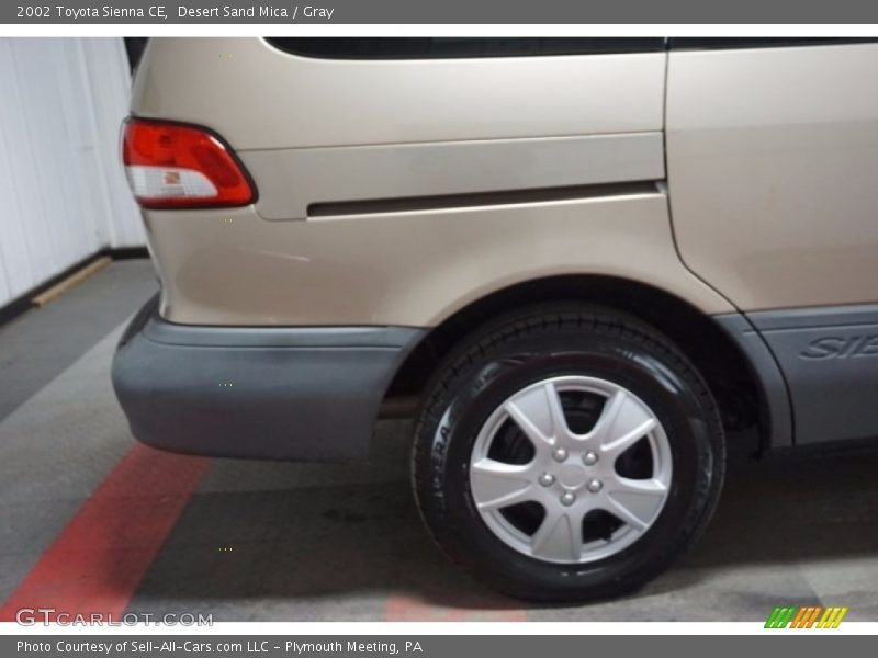 Desert Sand Mica / Gray 2002 Toyota Sienna CE