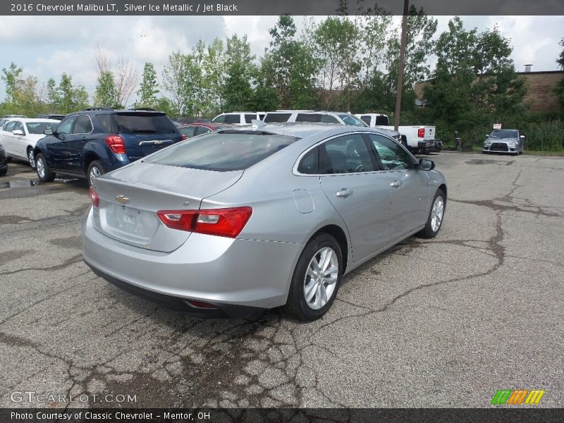 Silver Ice Metallic / Jet Black 2016 Chevrolet Malibu LT