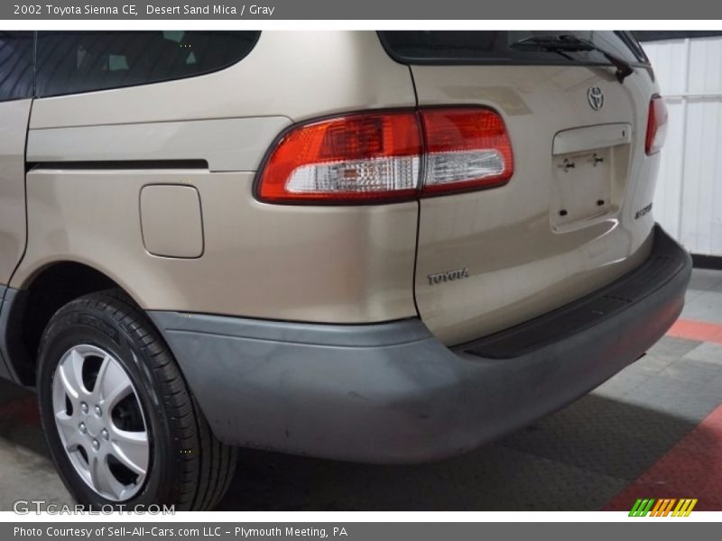 Desert Sand Mica / Gray 2002 Toyota Sienna CE