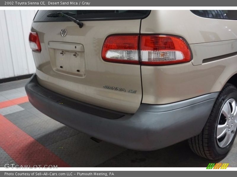 Desert Sand Mica / Gray 2002 Toyota Sienna CE