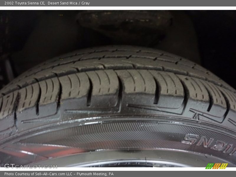 Desert Sand Mica / Gray 2002 Toyota Sienna CE