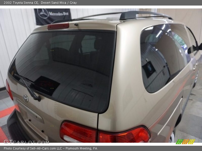 Desert Sand Mica / Gray 2002 Toyota Sienna CE