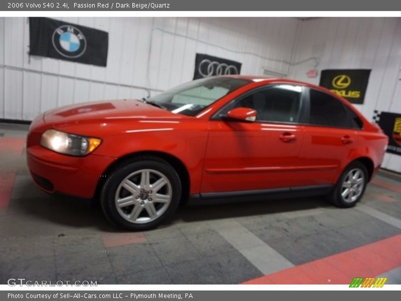 Passion Red / Dark Beige/Quartz 2006 Volvo S40 2.4i