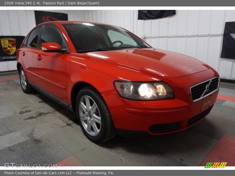 Passion Red / Dark Beige/Quartz 2006 Volvo S40 2.4i