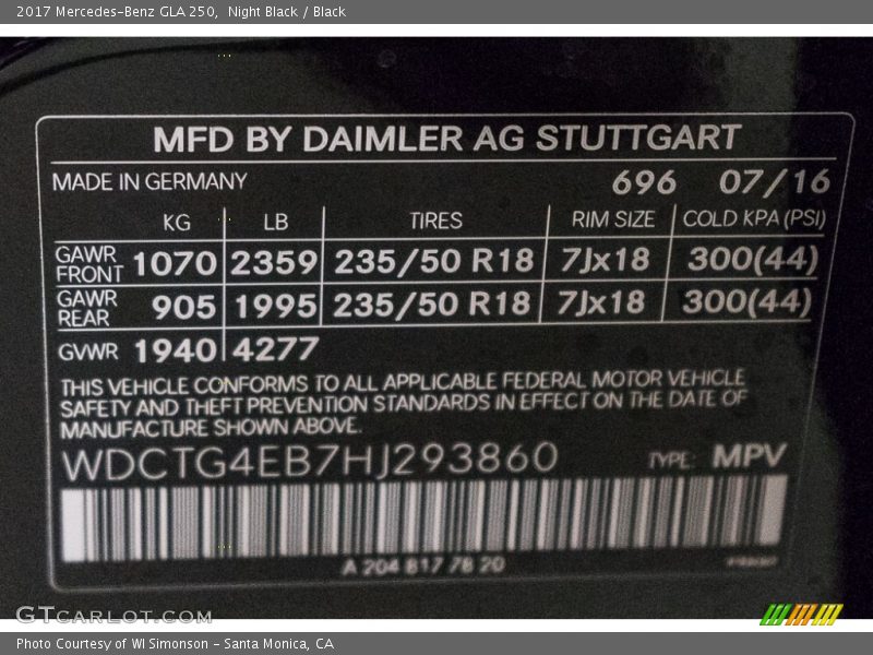 696 - 2017 Mercedes-Benz GLA 250