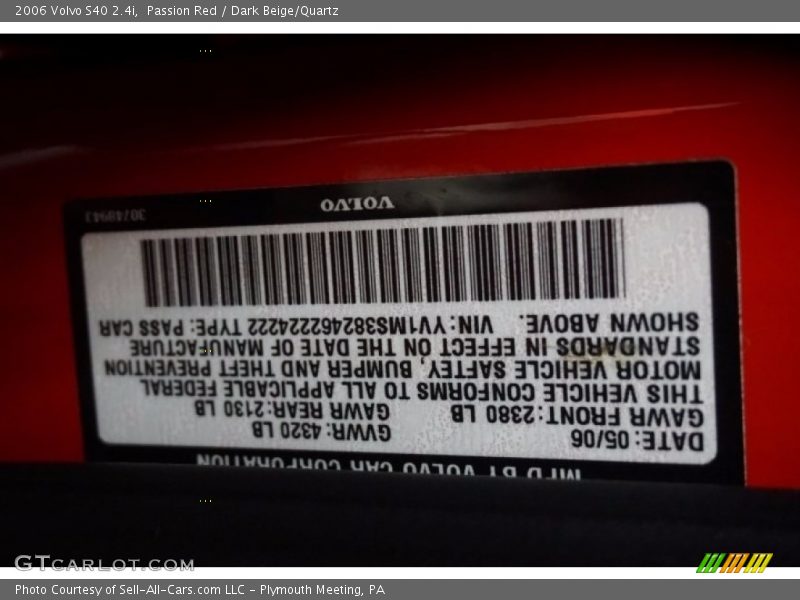Passion Red / Dark Beige/Quartz 2006 Volvo S40 2.4i