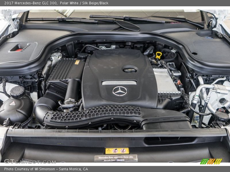 Polar White / Silk Beige/Black 2017 Mercedes-Benz GLC 300