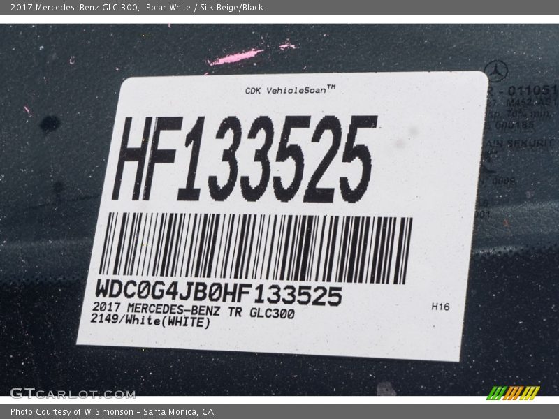 Polar White / Silk Beige/Black 2017 Mercedes-Benz GLC 300