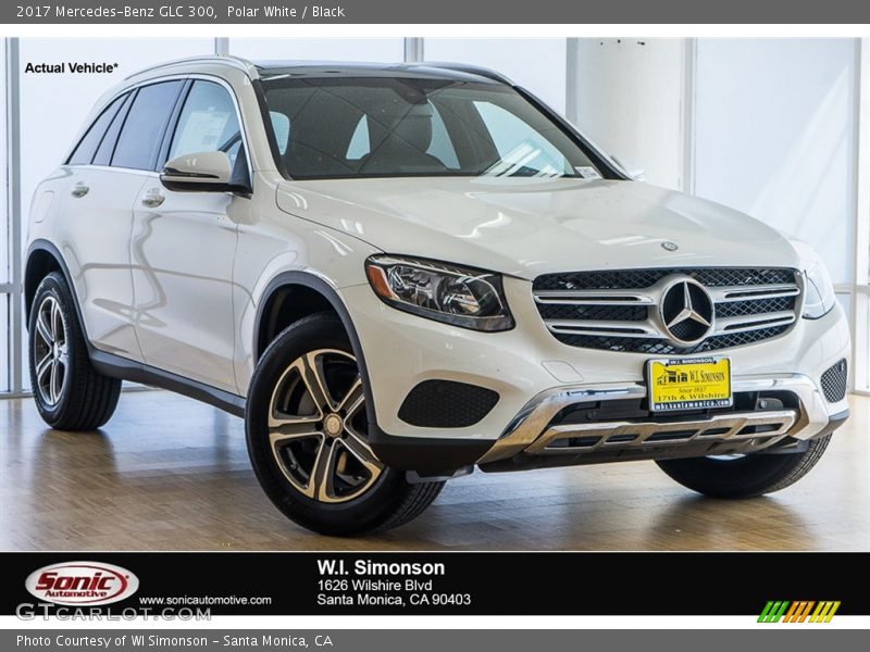 Polar White / Black 2017 Mercedes-Benz GLC 300
