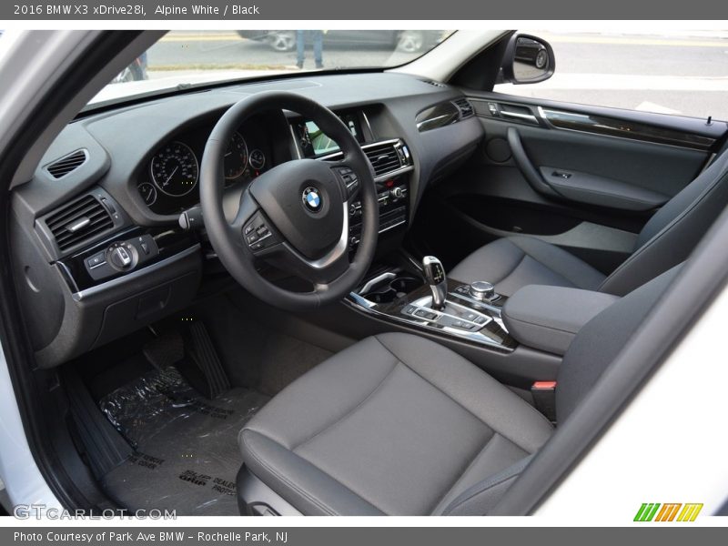 Alpine White / Black 2016 BMW X3 xDrive28i