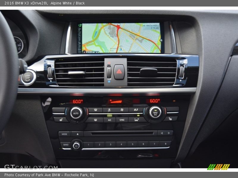 Alpine White / Black 2016 BMW X3 xDrive28i