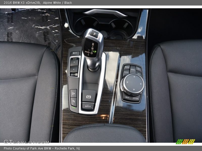 Alpine White / Black 2016 BMW X3 xDrive28i