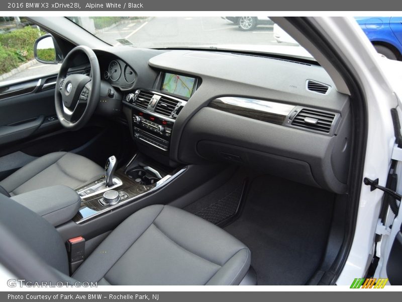 Alpine White / Black 2016 BMW X3 xDrive28i