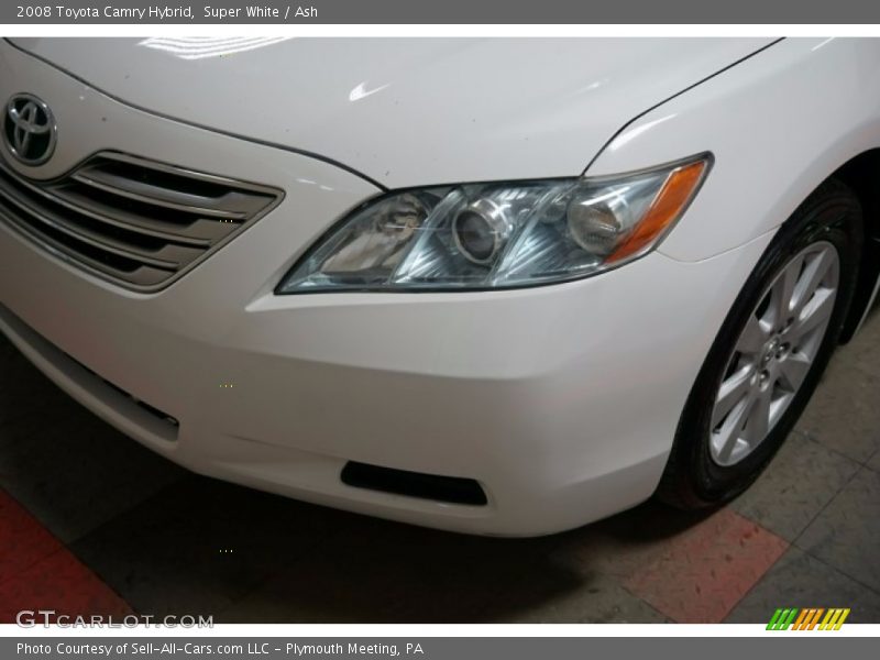 Super White / Ash 2008 Toyota Camry Hybrid