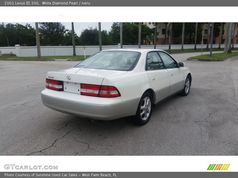 White Diamond Pearl / Ivory 2001 Lexus ES 300