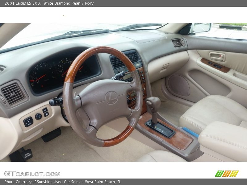 White Diamond Pearl / Ivory 2001 Lexus ES 300