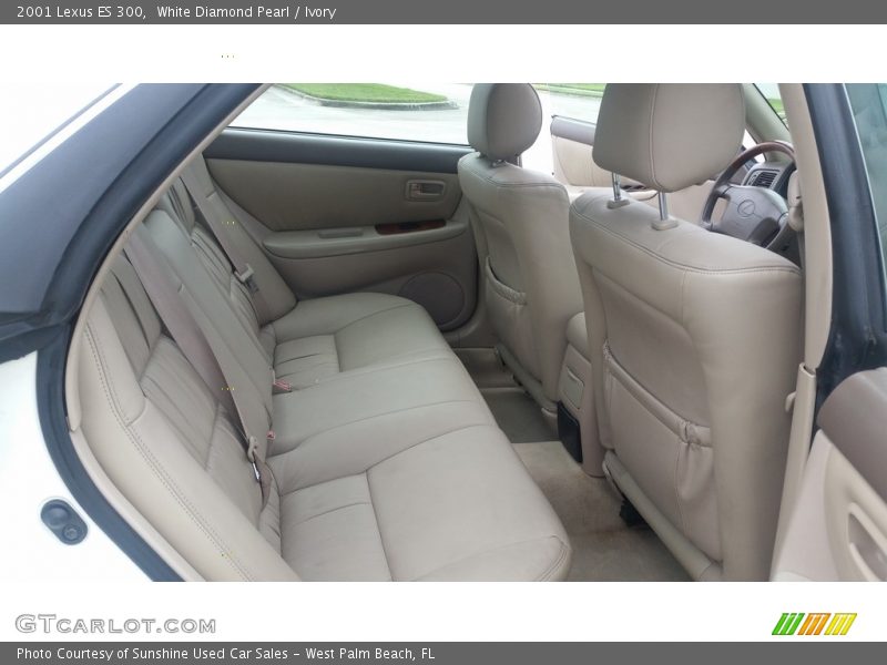 White Diamond Pearl / Ivory 2001 Lexus ES 300