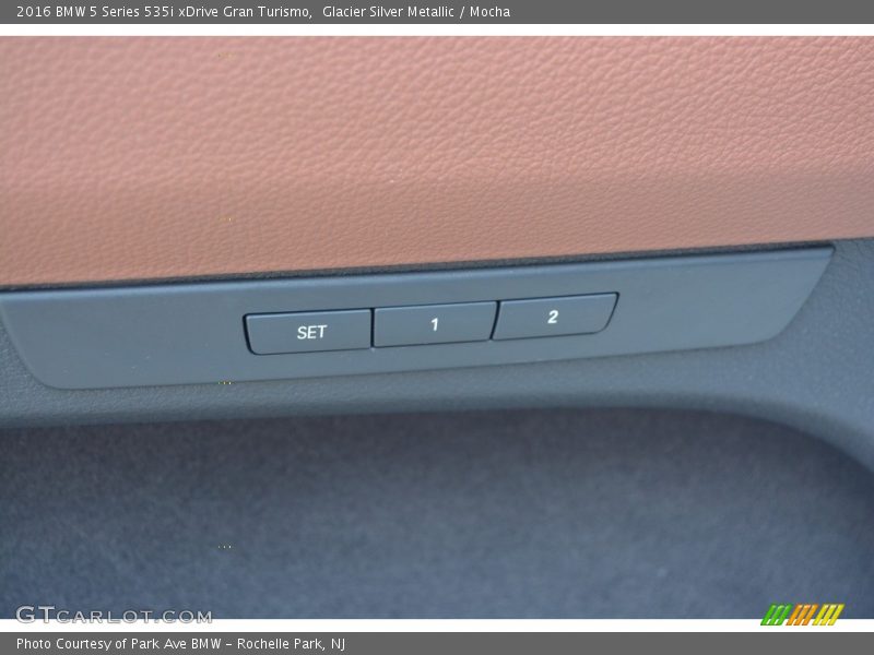 Glacier Silver Metallic / Mocha 2016 BMW 5 Series 535i xDrive Gran Turismo