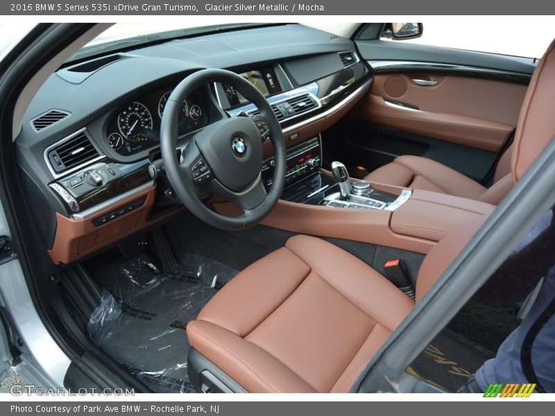  2016 5 Series 535i xDrive Gran Turismo Mocha Interior