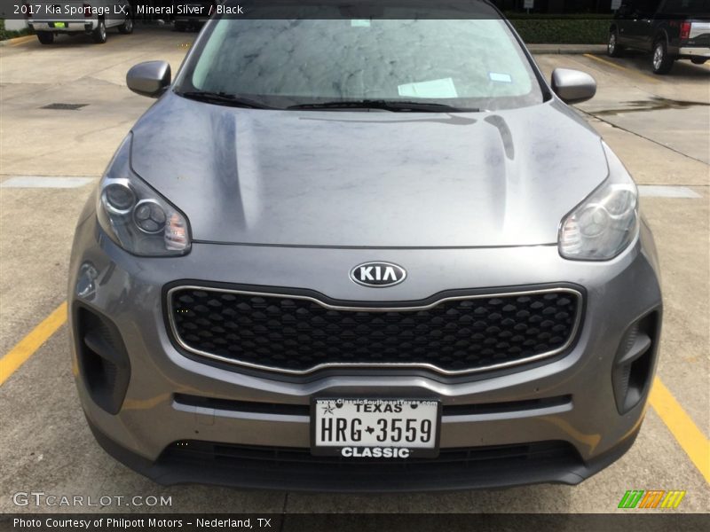 Mineral Silver / Black 2017 Kia Sportage LX