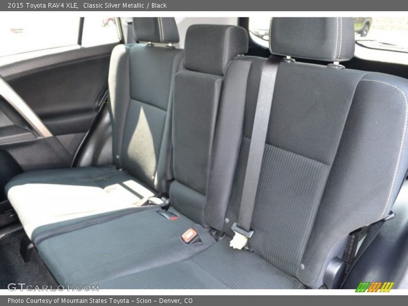 Classic Silver Metallic / Black 2015 Toyota RAV4 XLE