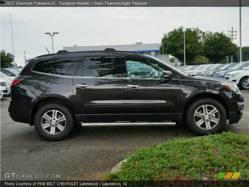 Tungsten Metallic / Dark Titanium/Light Titanium 2017 Chevrolet Traverse LT