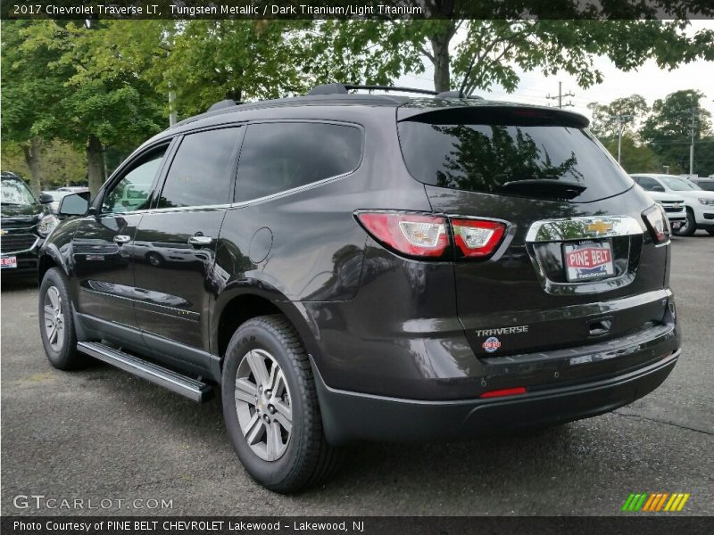 Tungsten Metallic / Dark Titanium/Light Titanium 2017 Chevrolet Traverse LT