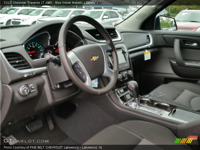 Blue Velvet Metallic / Ebony 2017 Chevrolet Traverse LT AWD