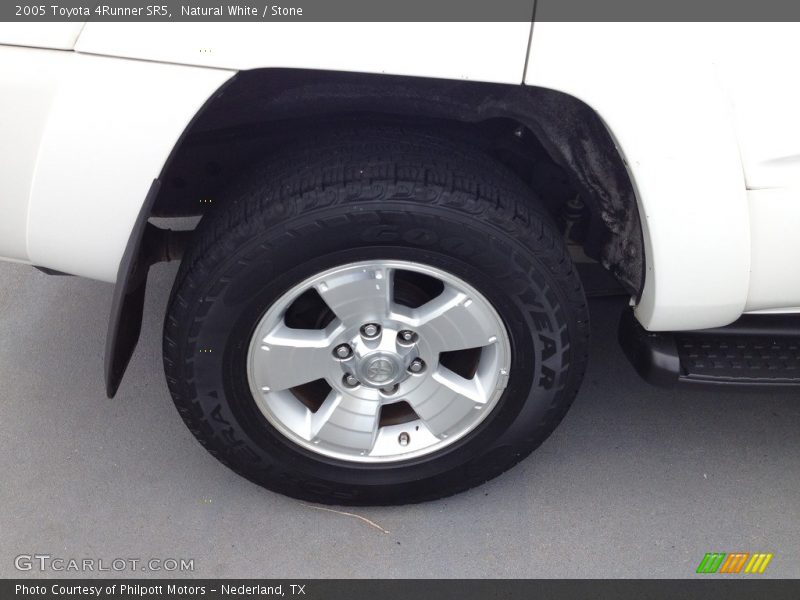 Natural White / Stone 2005 Toyota 4Runner SR5