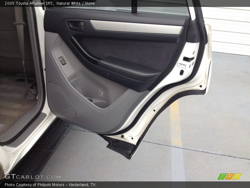 Natural White / Stone 2005 Toyota 4Runner SR5
