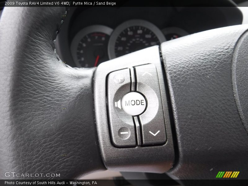 Controls of 2009 RAV4 Limited V6 4WD