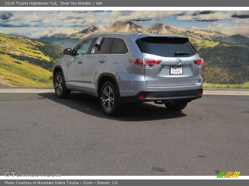 Silver Sky Metallic / Ash 2016 Toyota Highlander XLE