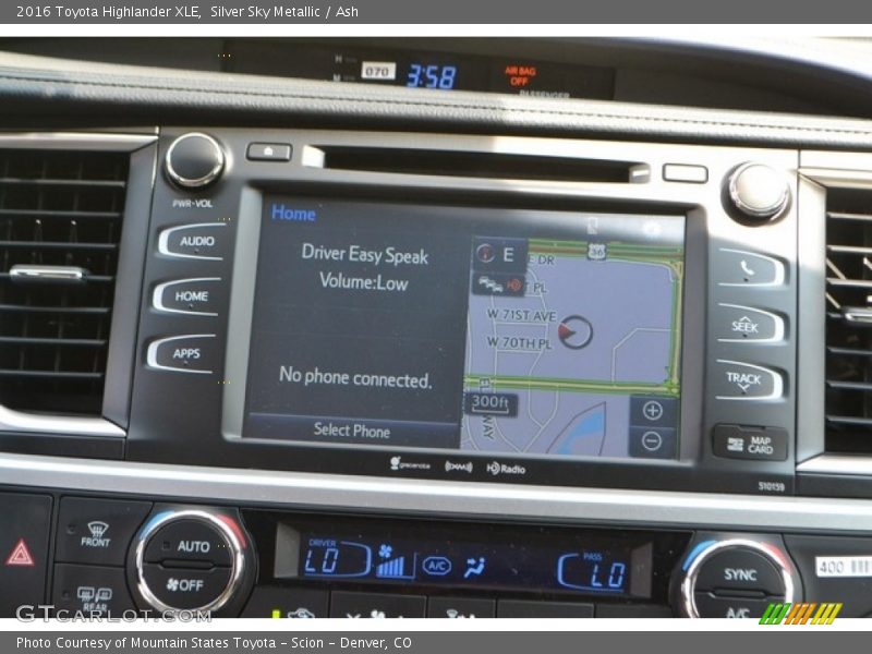 Silver Sky Metallic / Ash 2016 Toyota Highlander XLE