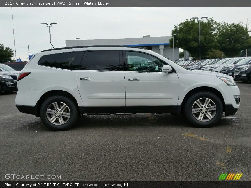 Summit White / Ebony 2017 Chevrolet Traverse LT AWD