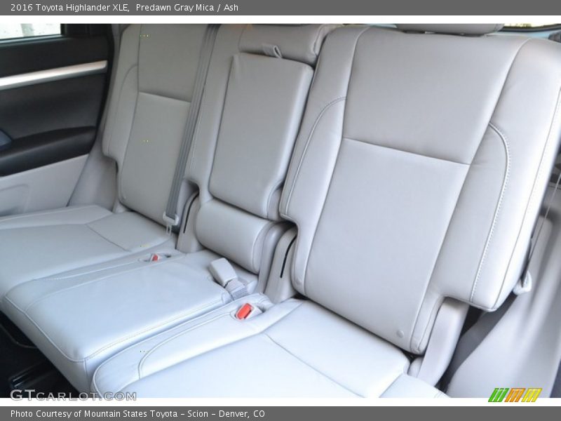 Predawn Gray Mica / Ash 2016 Toyota Highlander XLE