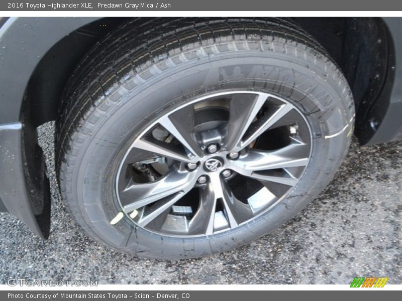 Predawn Gray Mica / Ash 2016 Toyota Highlander XLE