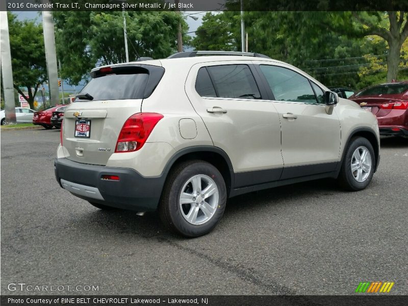 Champagne Silver Metallic / Jet Black 2016 Chevrolet Trax LT