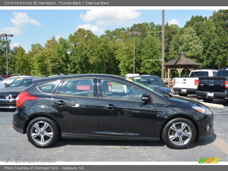 Tuxedo Black / Charcoal Black 2014 Ford Focus SE Hatchback