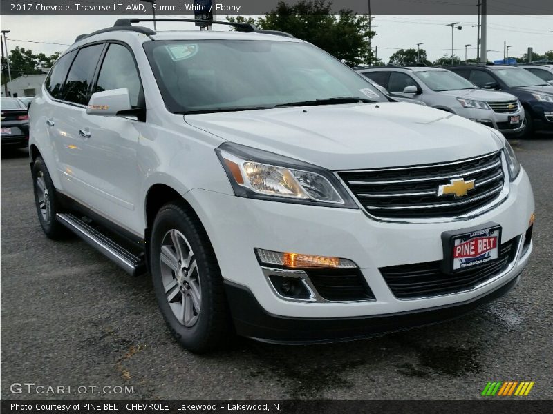 Summit White / Ebony 2017 Chevrolet Traverse LT AWD