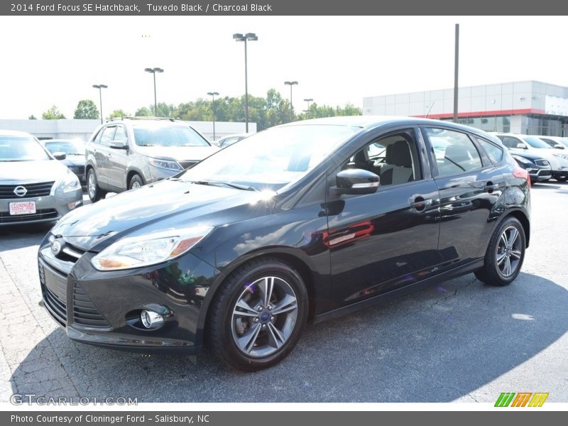 Tuxedo Black / Charcoal Black 2014 Ford Focus SE Hatchback