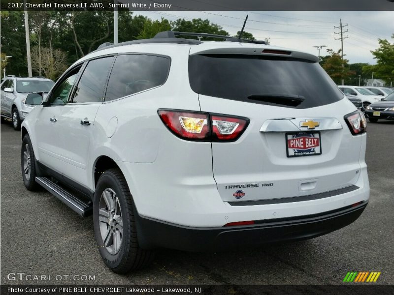 Summit White / Ebony 2017 Chevrolet Traverse LT AWD