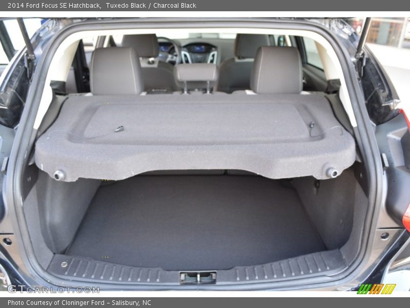 Tuxedo Black / Charcoal Black 2014 Ford Focus SE Hatchback