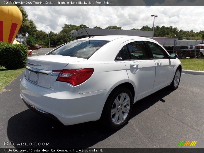 Bright White / Black/Light Frost Beige 2013 Chrysler 200 Touring Sedan