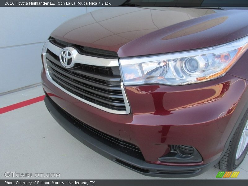 Ooh La La Rouge Mica / Black 2016 Toyota Highlander LE