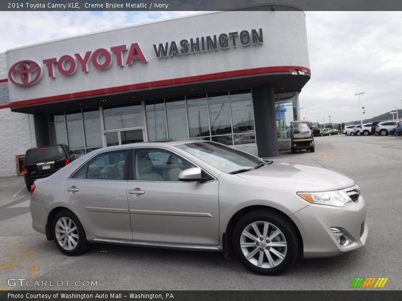 Creme Brulee Metallic / Ivory 2014 Toyota Camry XLE