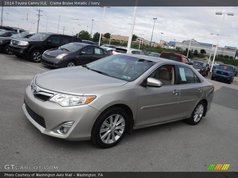 Creme Brulee Metallic / Ivory 2014 Toyota Camry XLE
