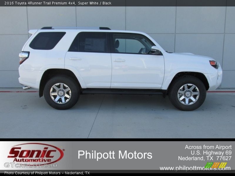 Super White / Black 2016 Toyota 4Runner Trail Premium 4x4