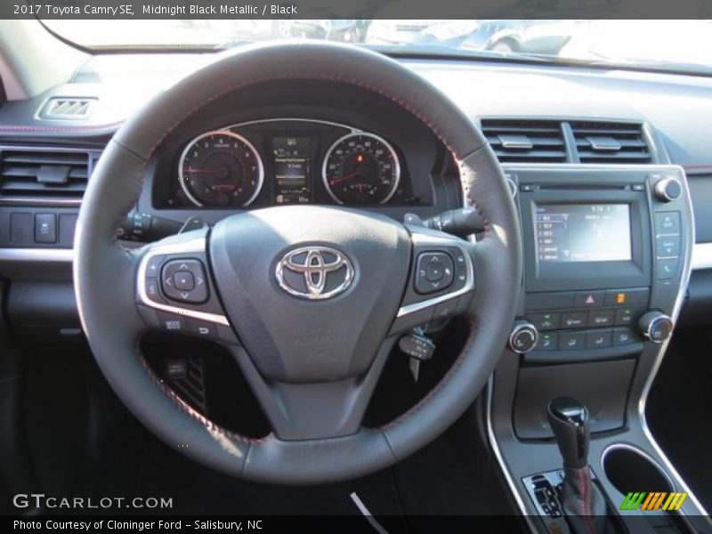 Midnight Black Metallic / Black 2017 Toyota Camry SE