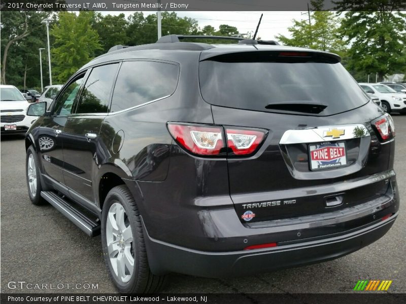 Tungsten Metallic / Ebony 2017 Chevrolet Traverse LT AWD